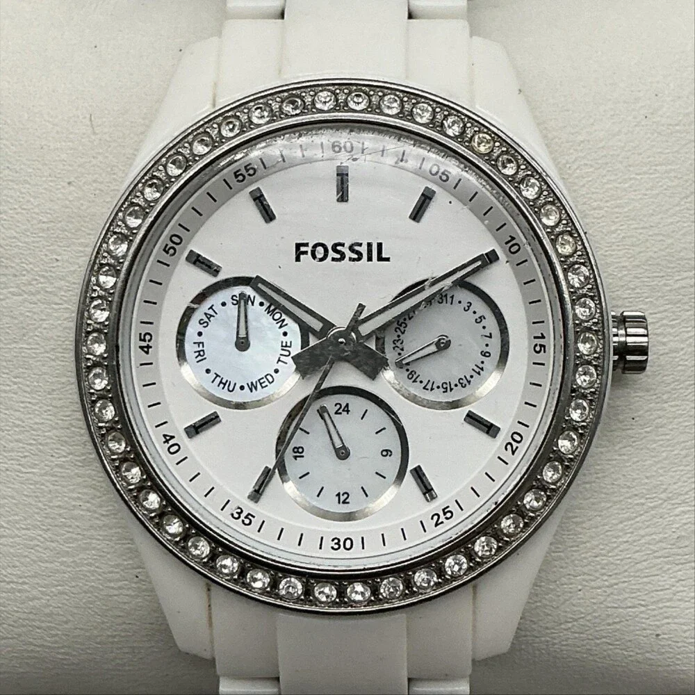 Fossil ES-1967 Womens Watch 38mm White Dial White Resin Crystals New Battery 6